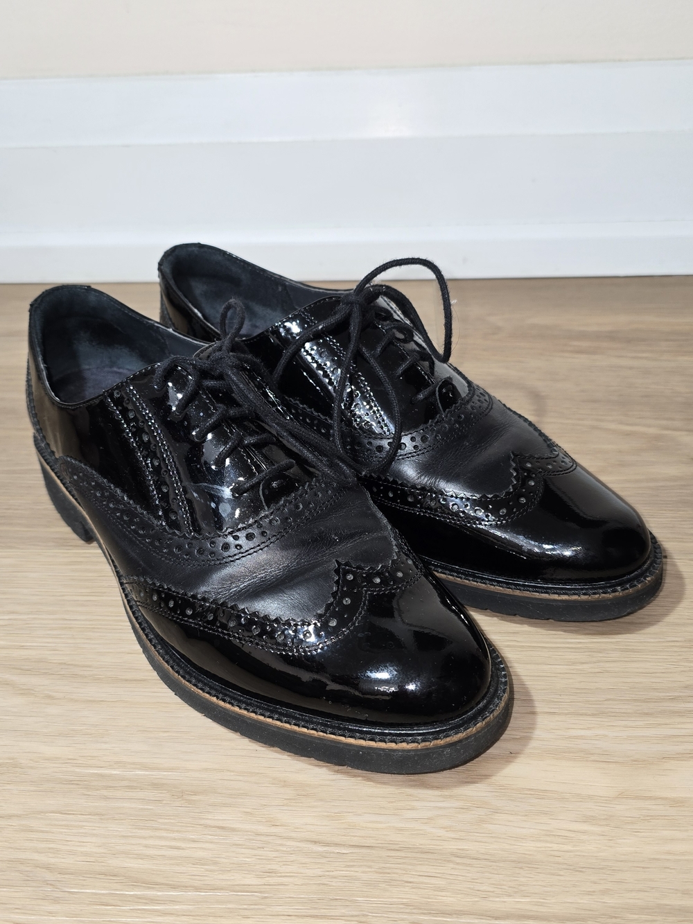 Men's Black Leather Wingtip Dress Shoes